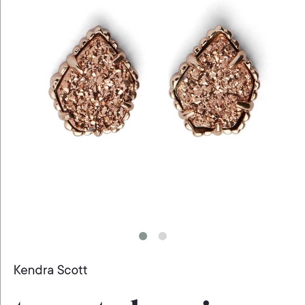 Kendra Scott jewelry